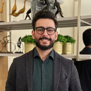 Dr. Lucas de Angelis Rubira
