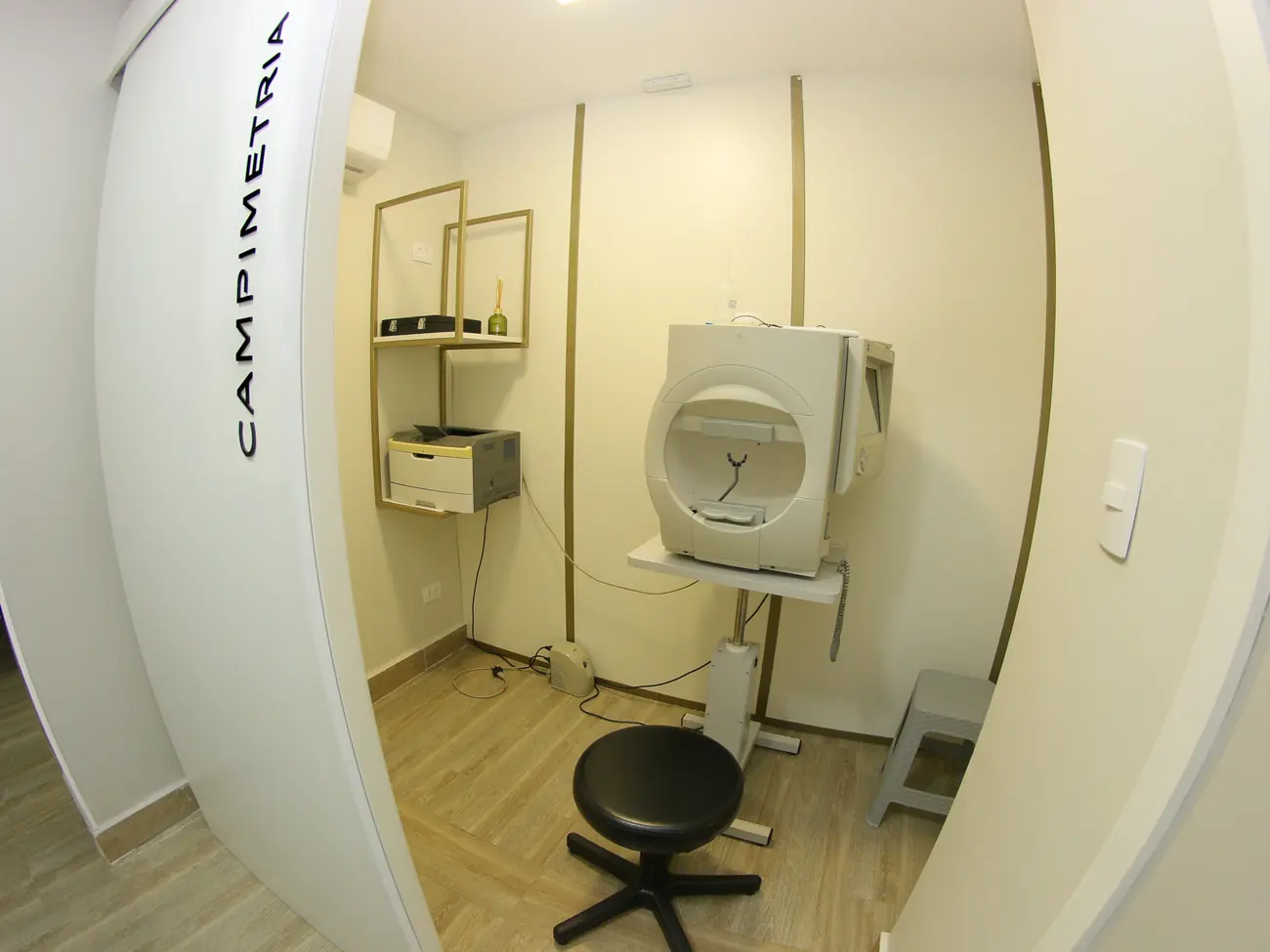 Sala de exames de campimetria