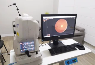 Equipamento e sala de exames da Oftalcam, foto 5